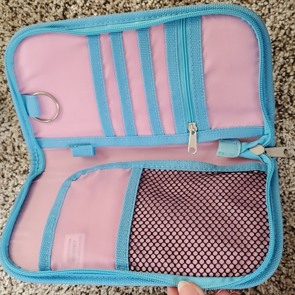 Tokyo Disney Store pencil case - Picture 3 of 3